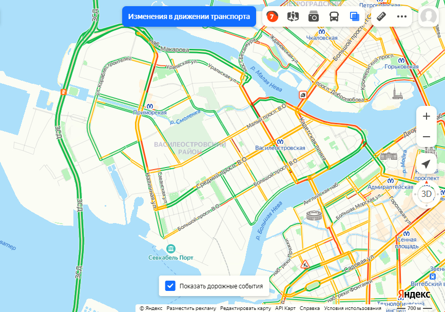 Это вечер среды. Снова видна пробка на Тучковом мосту. Опять ДТП, и по⁠-⁠прежнему закрыт на ремонт Биржевой мост. Слева, у метро «Приморская» на Наличной улице, видна темно-красная полоска до въезда на ЗСД — это традиционная вечерняя пробка на выезд с острова. Иногда вечером пробки достигают семи баллов. Источник: «Яндекс⁠-⁠карты»